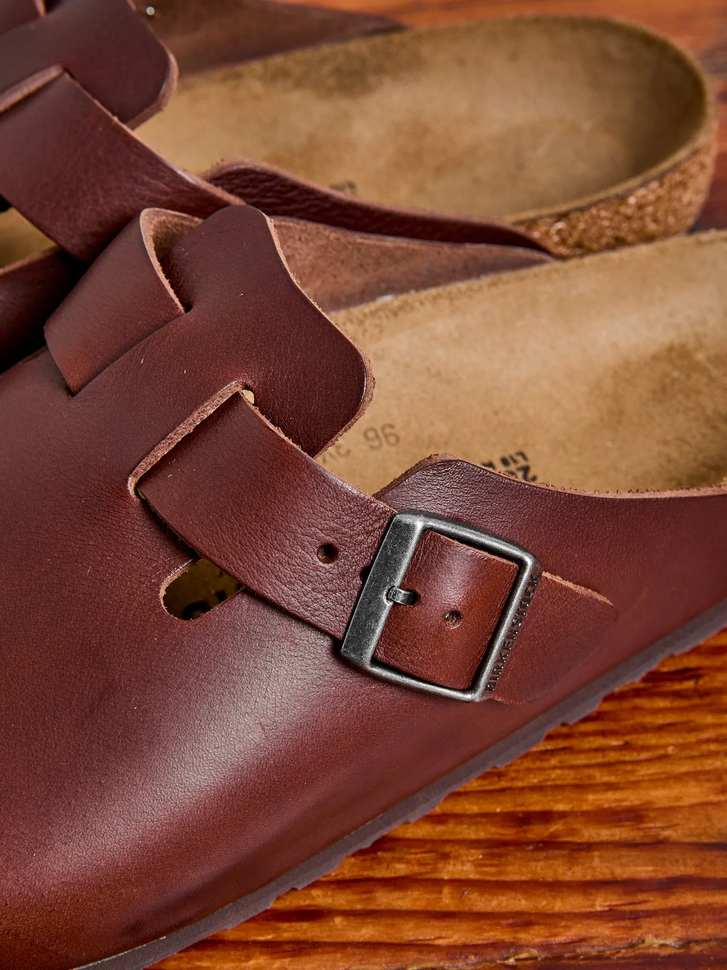 Boston Clog in Vintage Wood Roast Leather