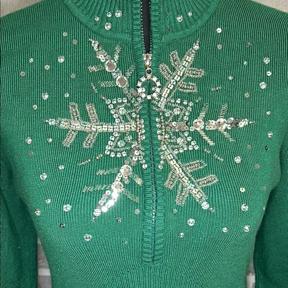 Boston Proper Green Snowflake Embellished Sweater Womens Size Small | NWOT