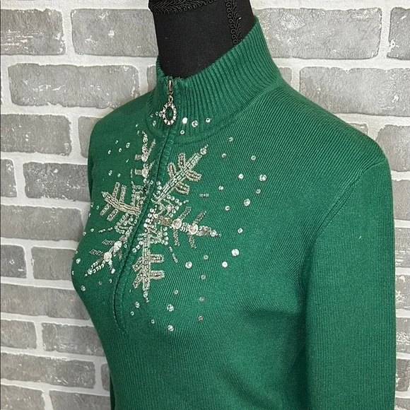 Boston Proper Green Snowflake Embellished Sweater Womens Size Small | NWOT
