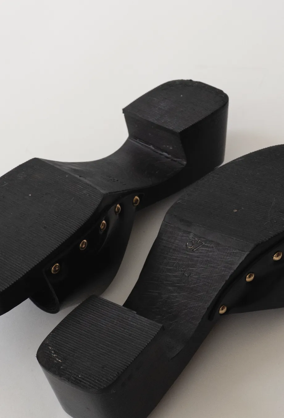 Gucci Vintage Black Mules Sz 37
