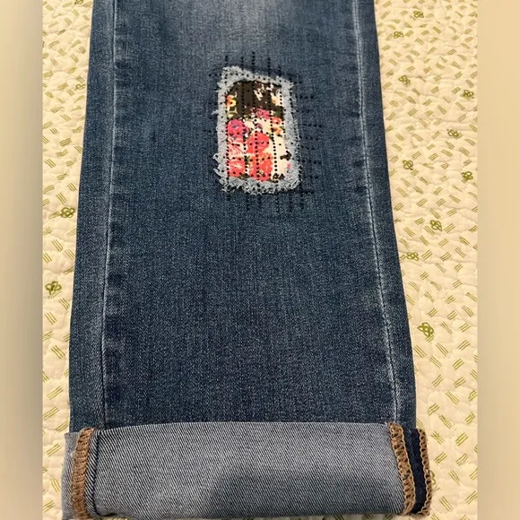 Joseph Ribkoff Sz 16 Women's 5 Pocket Blue Jeans with Floral Patches