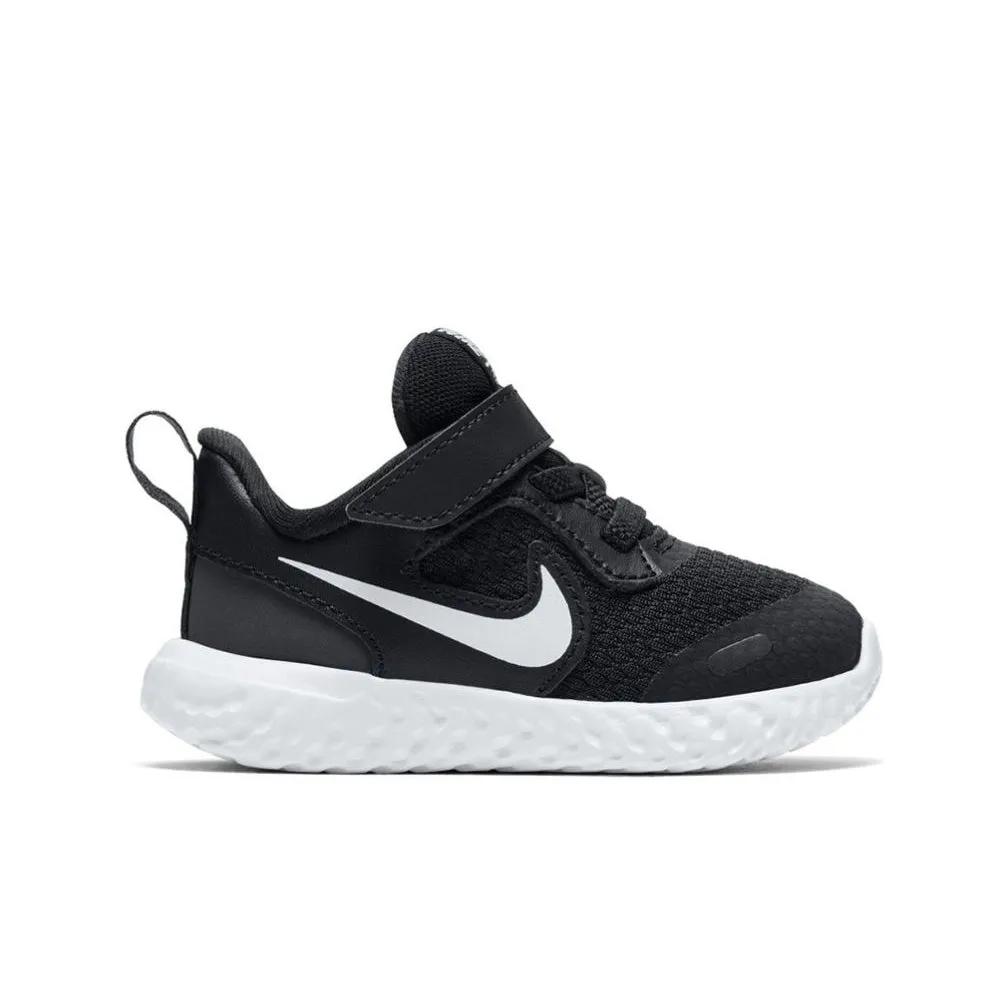 Nike Revolution 5 Inf