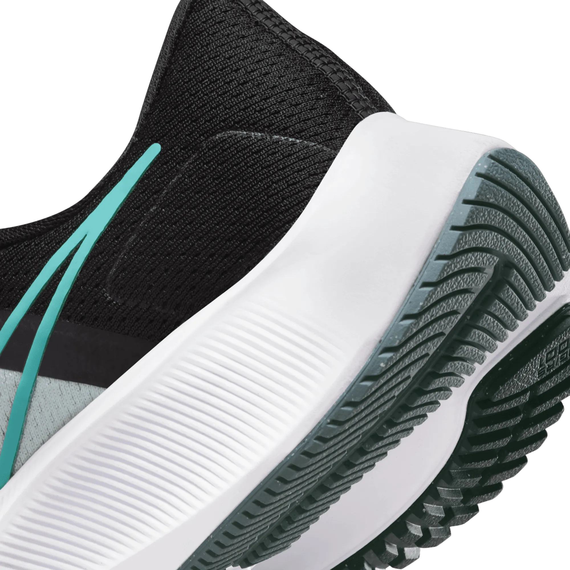 Nike Women's Air Zoom Pegasus 38