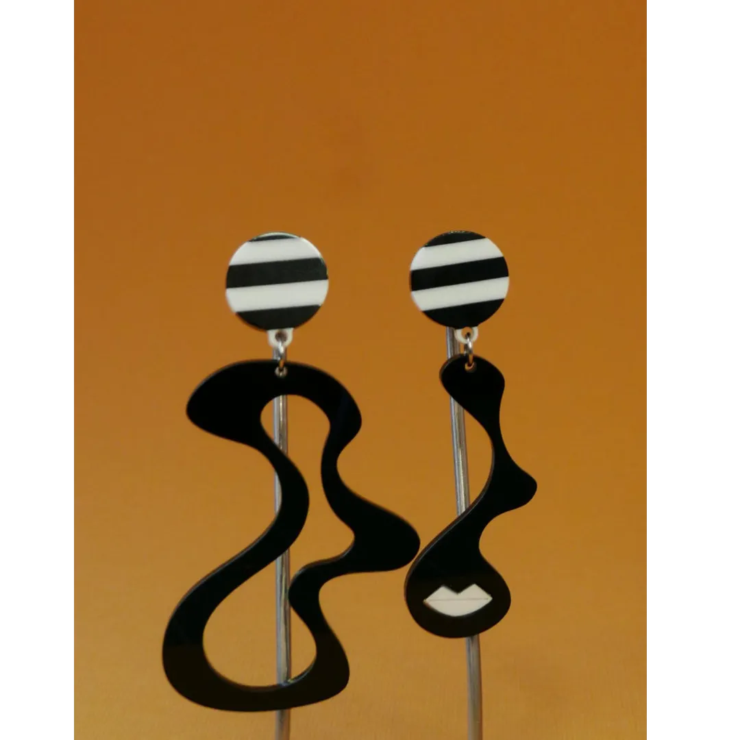 Pica Black & White Earrings - Acrylic