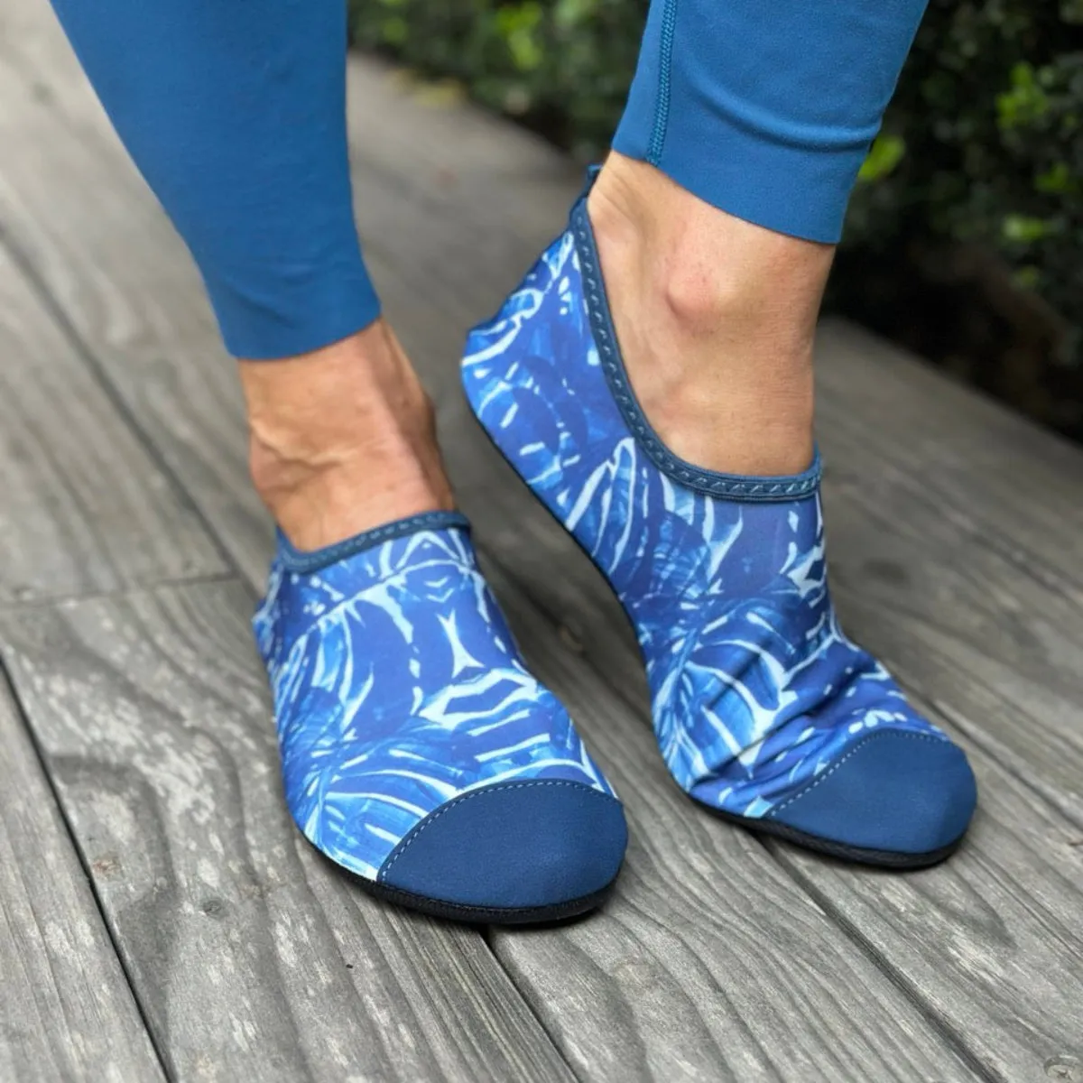 Rebounding Shoes - Soles | Monstera