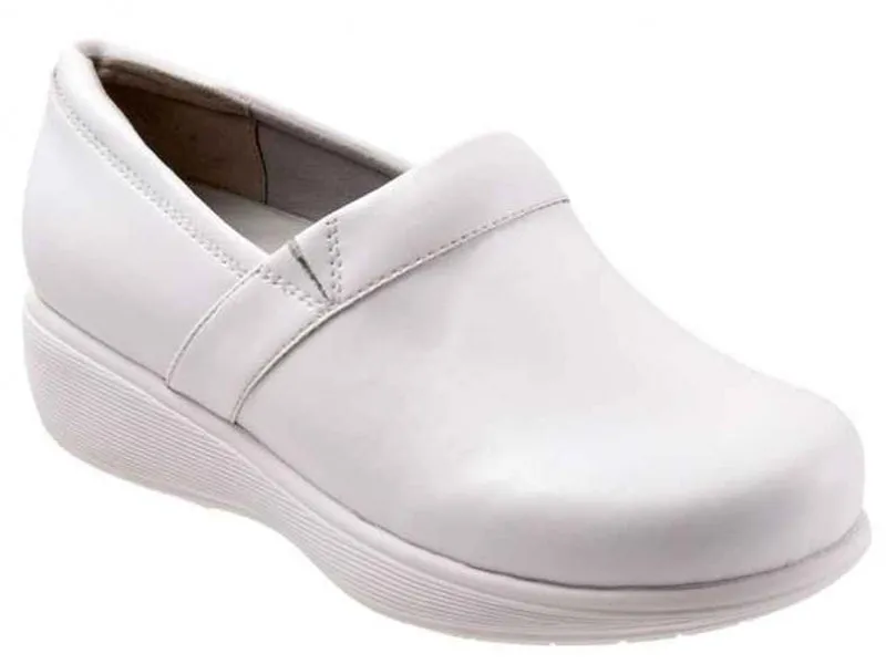 Softwalk Meredith Sport - Women's Clog