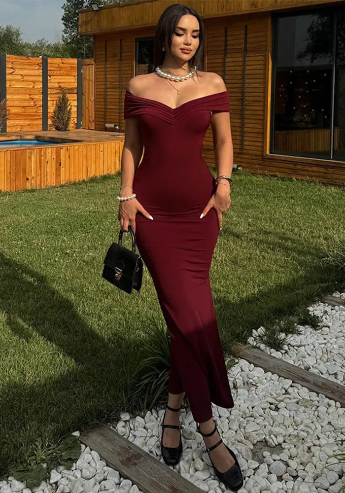 Sophisticated Off-Shoulder Backless Maxi Dress with Bodycon Fit