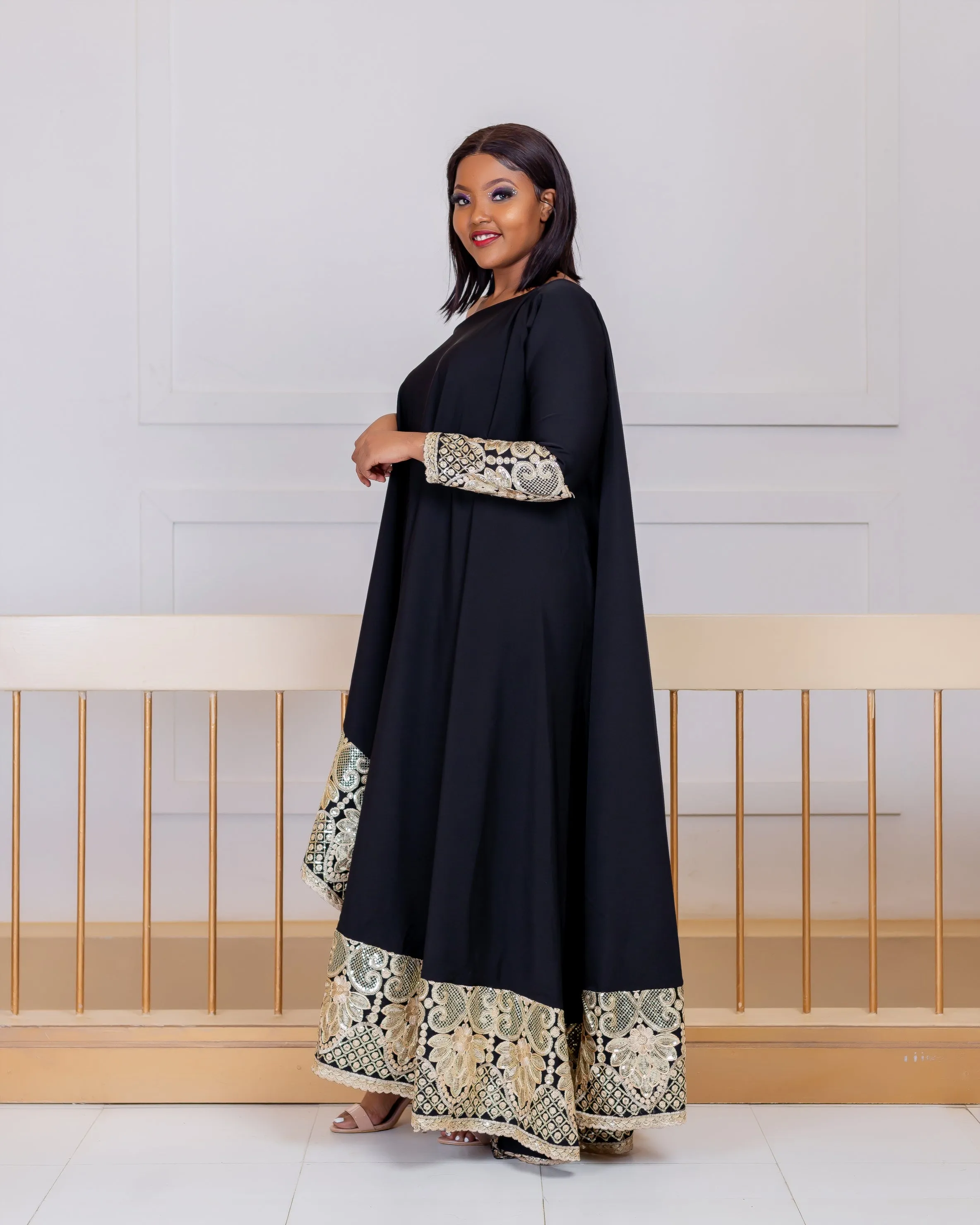 Titimet Arabic Dress - Black