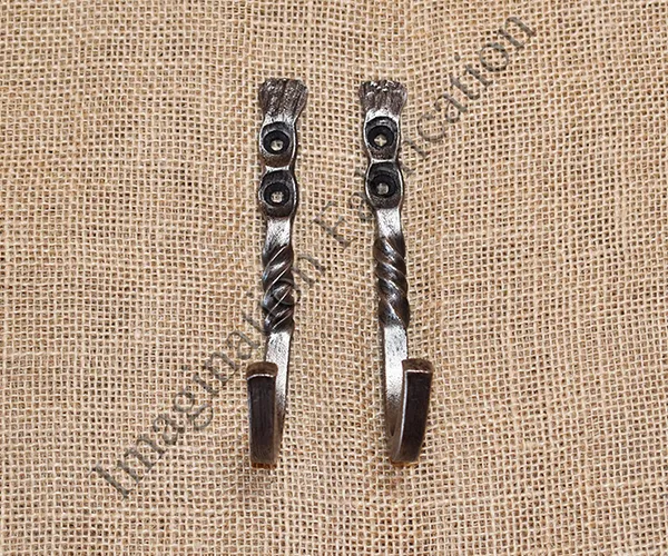 Twisted 3/8 Hooks, Large, Upset Ends (Pair)