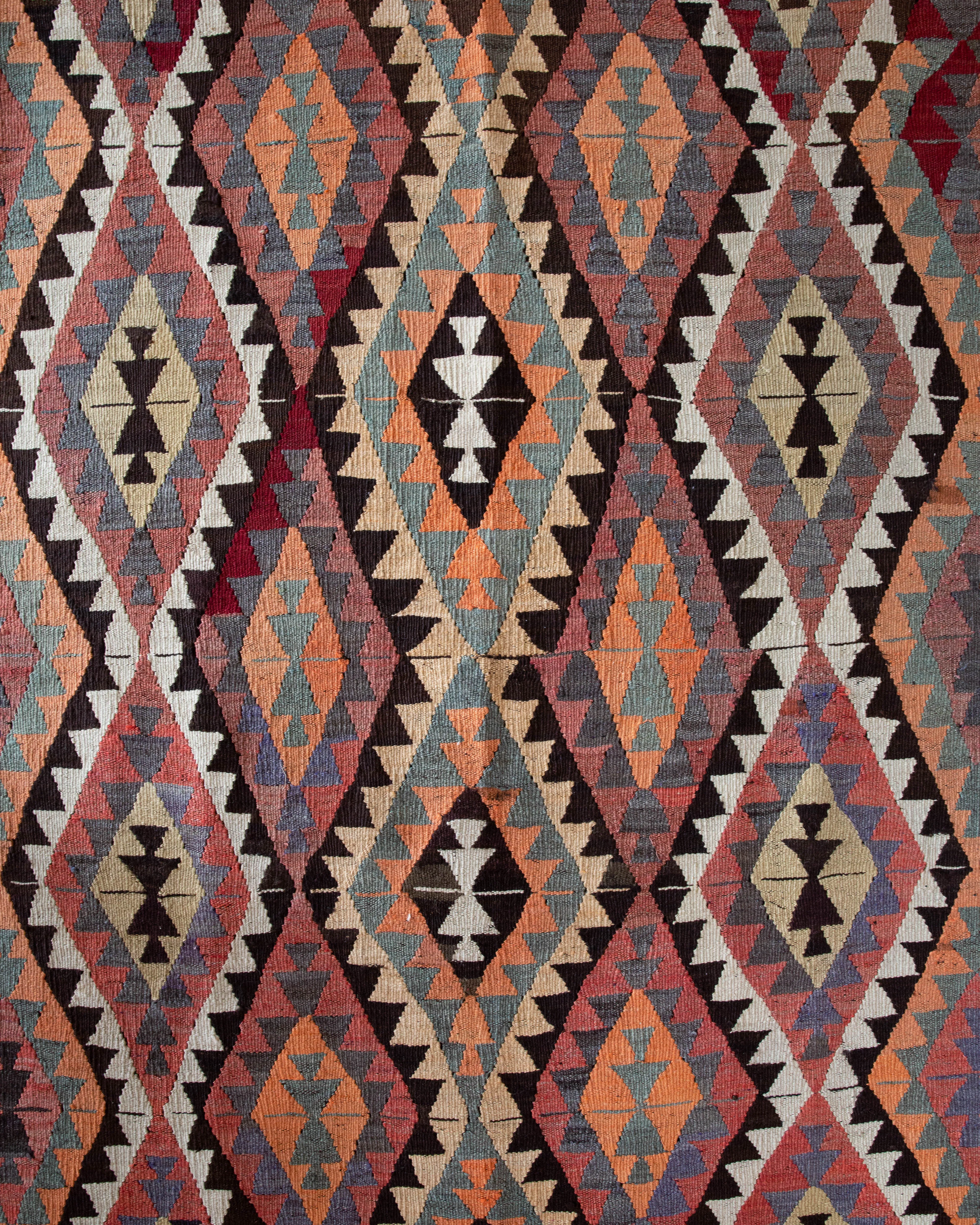 Vintage Toros Kilim Rug 5'5"x9'7"