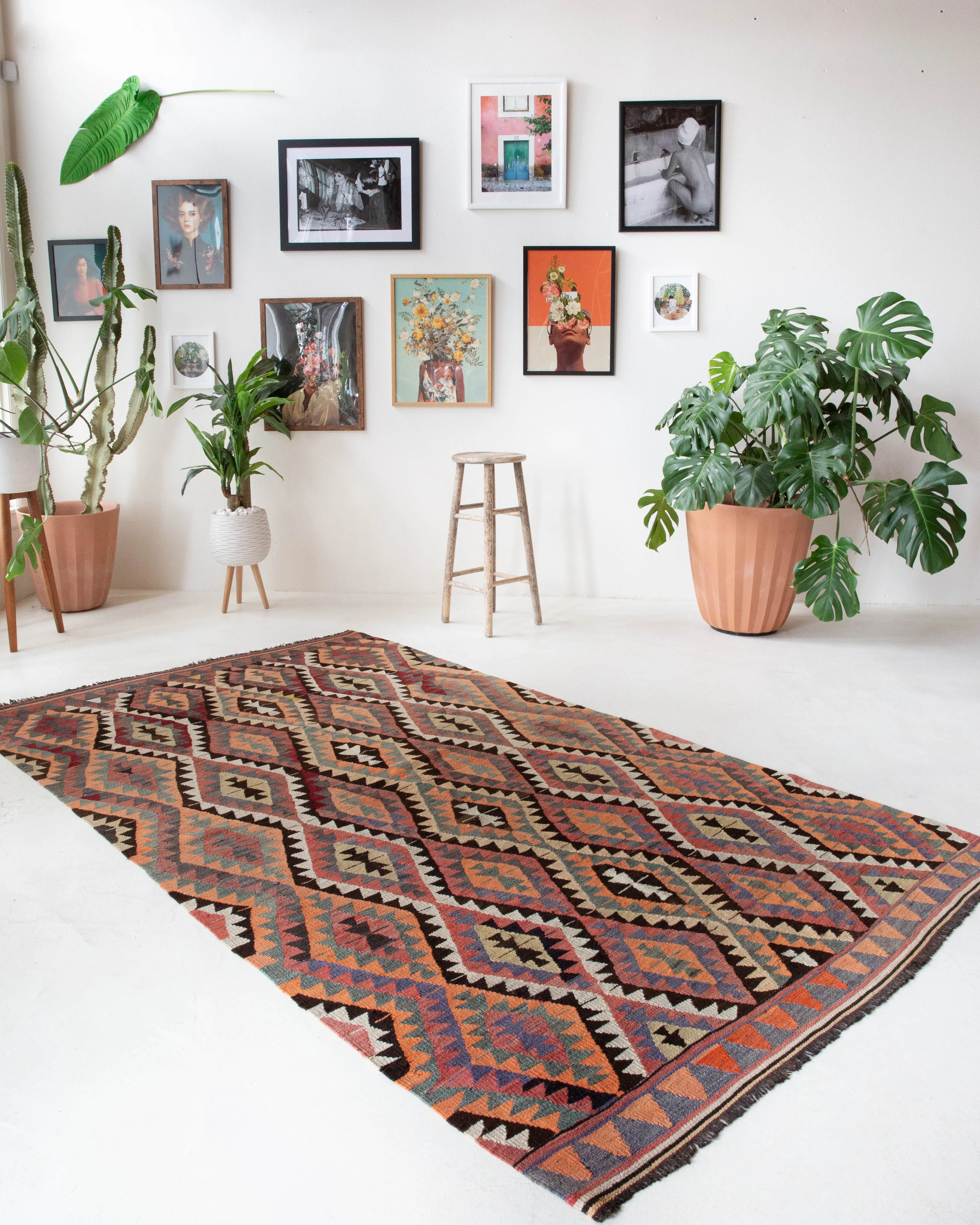 Vintage Toros Kilim Rug 5'5"x9'7"